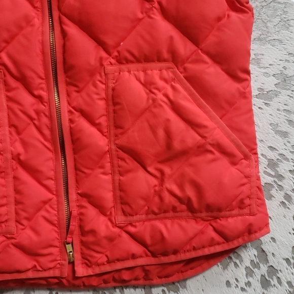J. Crew Excursion Puffer Down Vest Red SzM - Picture 6 of 8